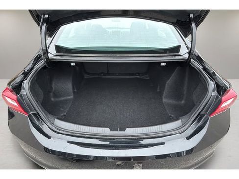 Used 2025 Chevrolet Malibu RS image 31