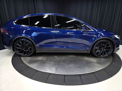 Used 2018 Tesla Model X 100D image 14