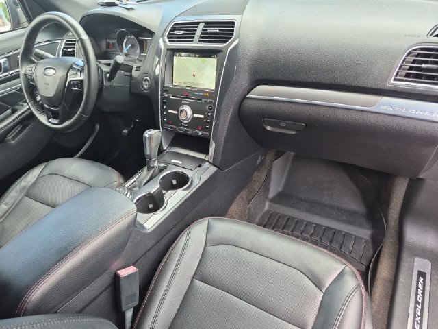 Used 2017 Ford Explorer Sport AWD/4WD image 27