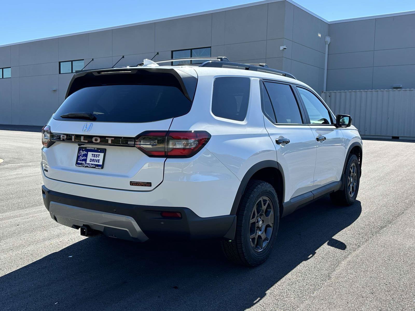 New 2026 Honda Pilot TrailSport image 27