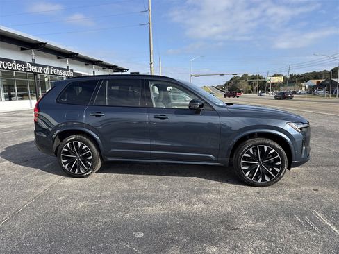 New 2026 Volvo XC90 B6 Ultra w/ Lounge Package image 6