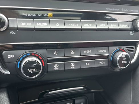 Used 2020 Kia Optima SX image 29