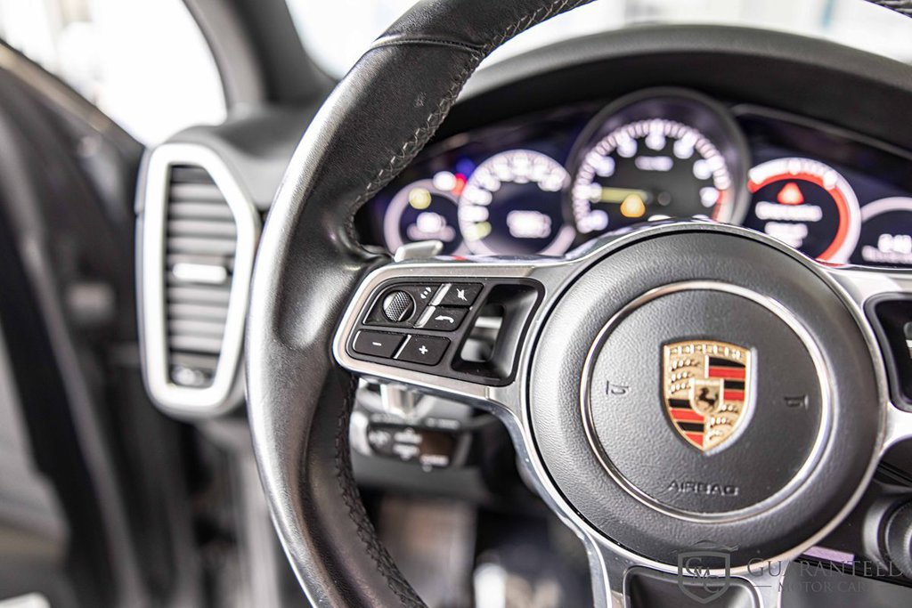 Used 2020 Porsche Cayenne E-Hybrid AWD/4WD image 27