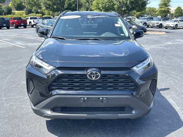 Used 2025 Toyota RAV4 XLE AWD/4WD image 9