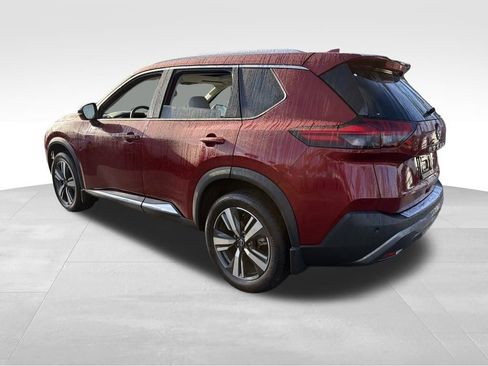 Used 2023 Nissan Rogue SL image 5