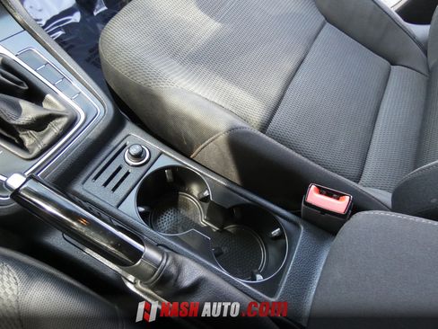 Used 2018 Volkswagen Golf S FWD image 63