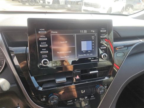 Used 2024 Toyota Camry SE image 21