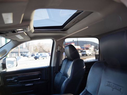 Used 2016 RAM 2500 Laramie image 22