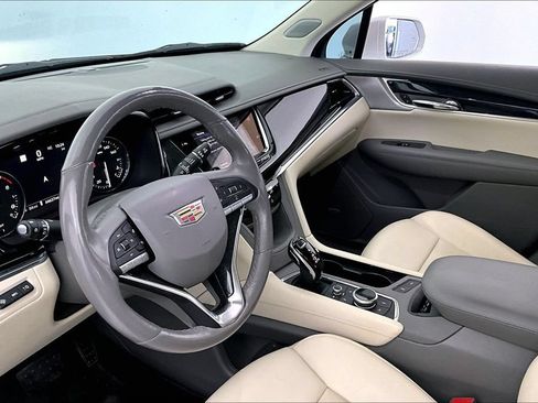 Used 2020 Cadillac XT6 Premium Luxury FWD image 15