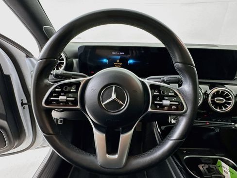 Used 2021 Mercedes-Benz A 220 image 12