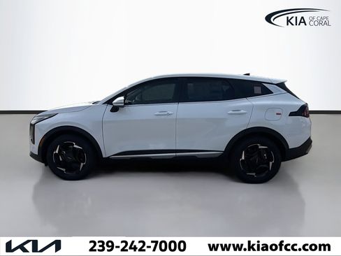 New 2026 Kia Sportage EX image 2