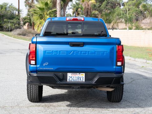 Used 2023 Chevrolet Colorado Trail Boss image 5