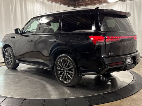 Certified 2026 INFINITI QX80 Autograph AWD/4WD image 9