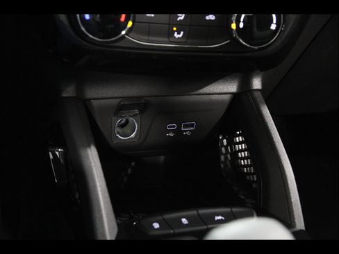 Certified 2025 Chevrolet TrailBlazer LT FWD image 14