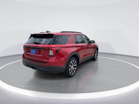 Certified 2025 Ford Explorer ST-Line AWD/4WD image 7