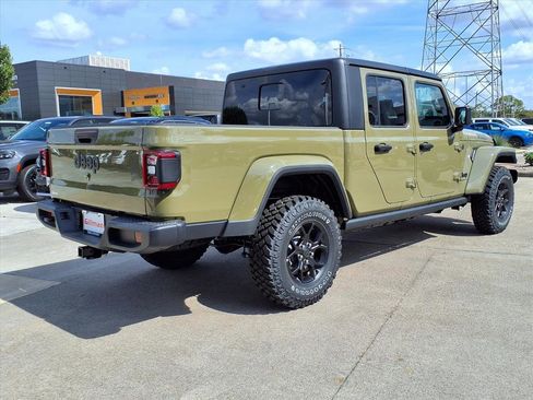 New 2025 Jeep Gladiator Willys image 17