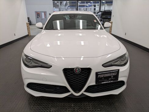 Used 2022 Alfa Romeo Giulia Sprint image 2