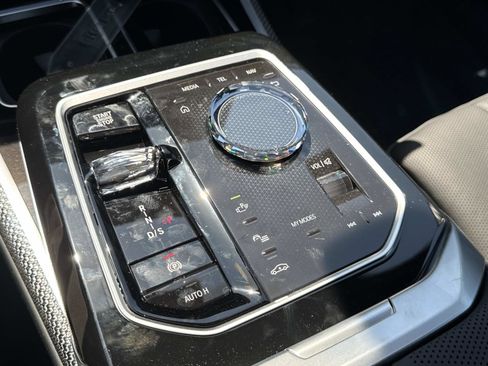 New 2026 BMW 760i xDrive AWD/4WD image 24