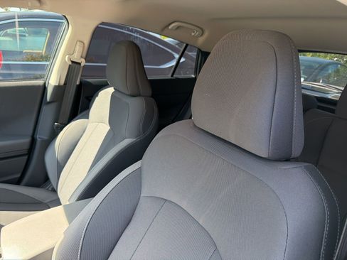 Used 2025 Subaru Impreza 2.0i image 8