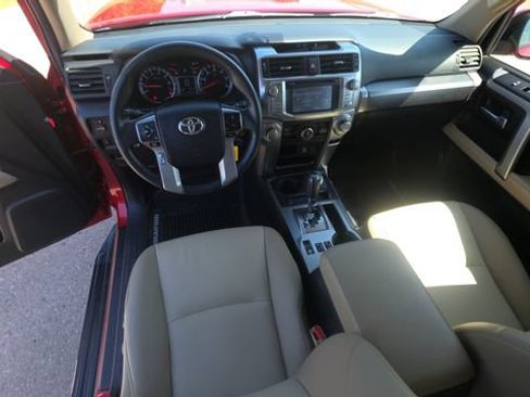 Used 2019 Toyota 4Runner SR5 Premium AWD/4WD image 18