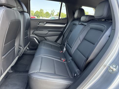 Used 2026 GMC Terrain Elevation w/ Elevation Premium Package FWD image 26