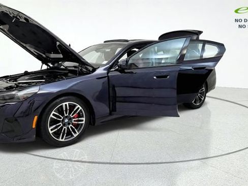 Used 2026 BMW 540i xDrive AWD/4WD image 14
