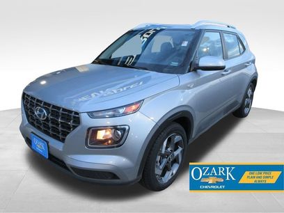 Used 2025 Hyundai Venue SEL