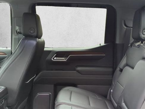 Used 2024 GMC Sierra 1500 Denali w/ Denali Reserve Package image 18