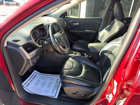 Used 2015 Jeep Cherokee Limited image 11