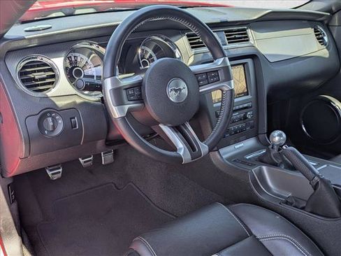 Used 2013 Ford Mustang GT Premium w/ Electronics Pkg RWD image 10