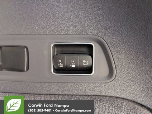 Used 2020 Mercedes-Benz GLS 450 4MATIC image 31