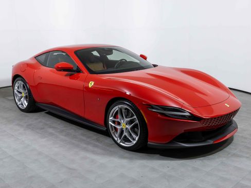 Certified 2023 Ferrari Roma image 4