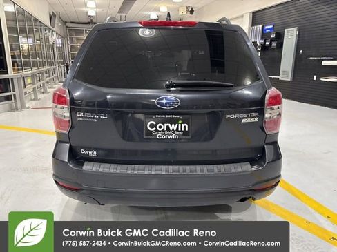 Used 2016 Subaru Forester 2.5i Premium image 5