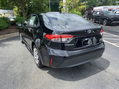 Certified 2024 Toyota Corolla LE FWD image 6