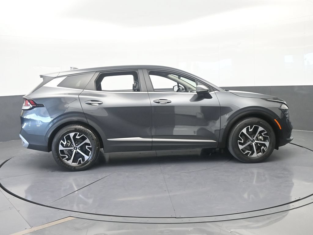 Used 2024 Kia Sportage EX FWD image 7