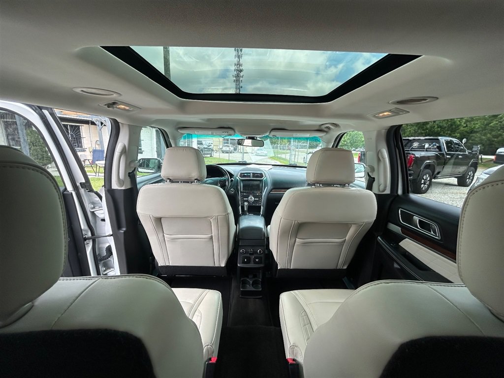 Used 2017 Ford Explorer Platinum AWD/4WD image 20