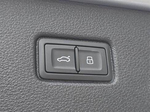 Certified 2022 Audi Q7 3.0T Premium Plus image 27