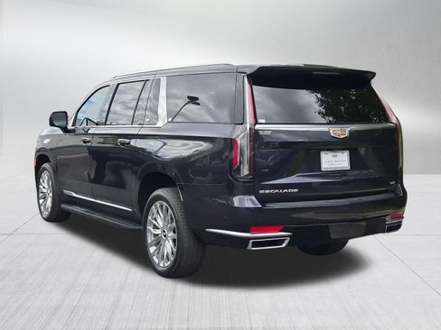 Used 2022 Cadillac Escalade ESV Premium Luxury AWD/4WD image 3