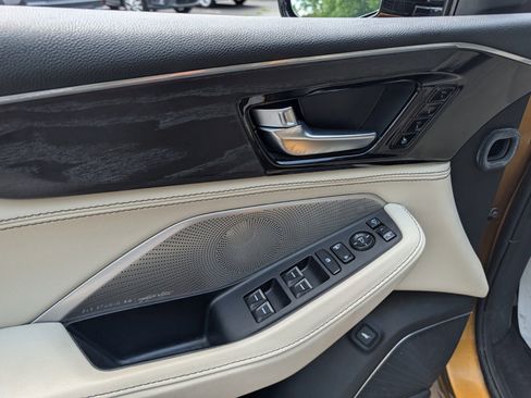 Used 2022 Acura MDX Type S AWD/4WD image 32