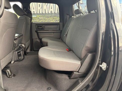 Used 2024 RAM 2500 Tradesman w/ Chrome Appearance Group image 18