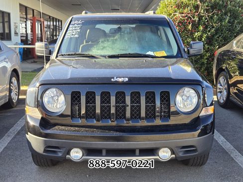Used 2016 Jeep Patriot High Altitude image 11