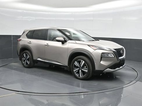 Used 2023 Nissan Rogue Platinum w/ Platinum Premium Package AWD/4WD image 6