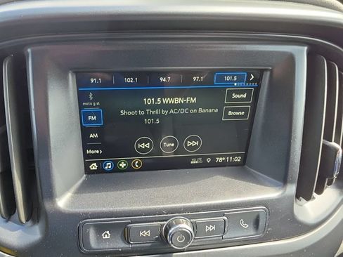 Certified 2019 Chevrolet Colorado W/T w/ Custom Special Edition AWD/4WD image 10