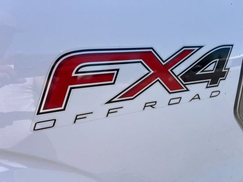 Used 2014 Ford F150 FX4 w/ Equipment Group 402A Luxury AWD/4WD image 31