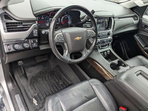 Used 2019 Chevrolet Tahoe LT w/ LT Signature Package image 14