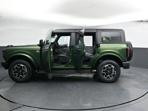 New 2025 Ford Bronco Outer Banks image 35