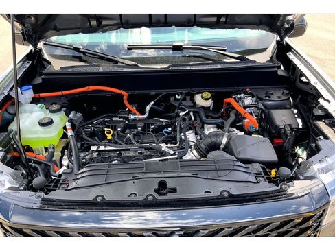 New 2026 Ford Maverick XLT w/ Equipment Group 301A AWD/4WD image 27
