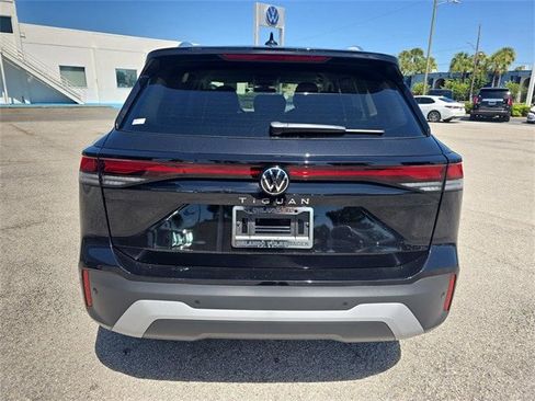 New 2025 Volkswagen Tiguan S image 5