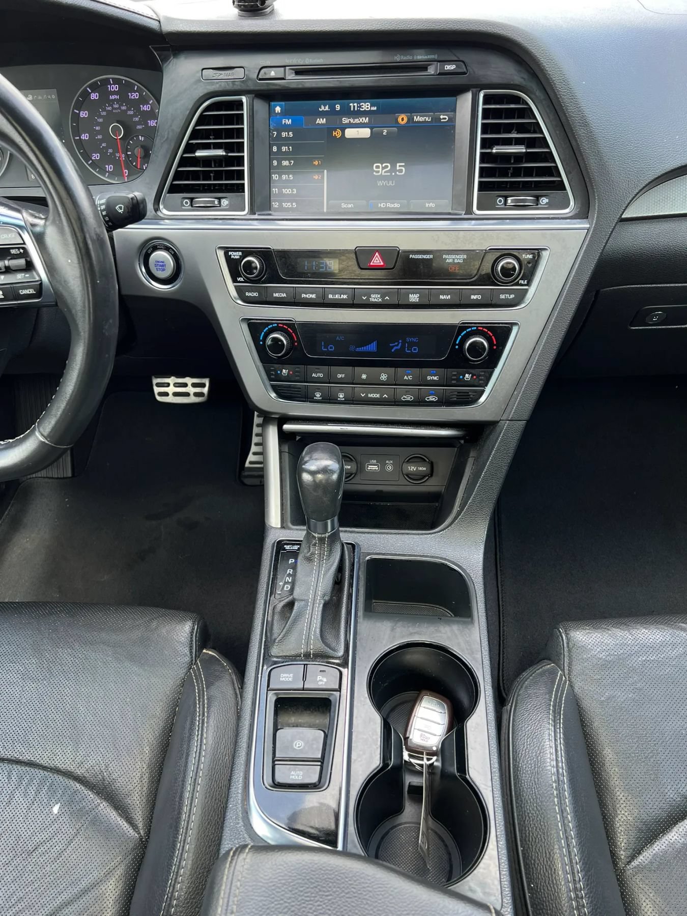 Used 2015 Hyundai Sonata Sport 2.0T w/ Option Group 07 FWD image 13