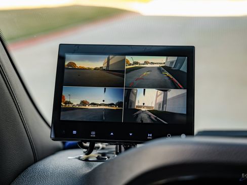 Used 2025 Mercedes-Benz Sprinter 3500 image 57